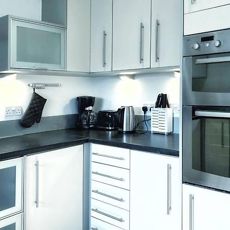 Апартаменти New Luxurious And Business Apt Свонсі Екстер'єр фото